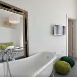 A.m.p. * Póla
