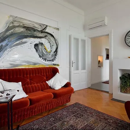 A.m.p. Appartement Pula