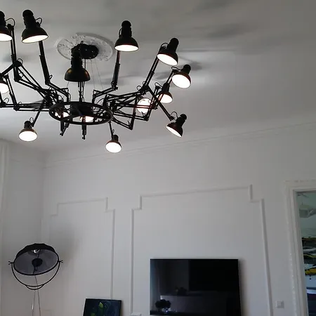 A.m.p. Apartment