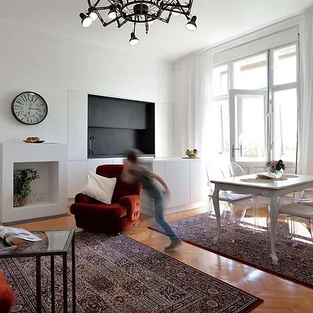 A.m.p. Appartement Pula